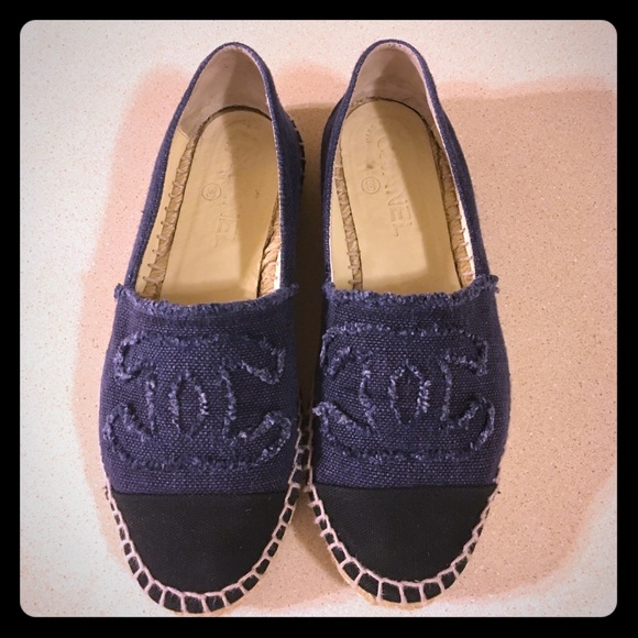 CHANEL denim espadrilles 😎 - Picture 1 of 6